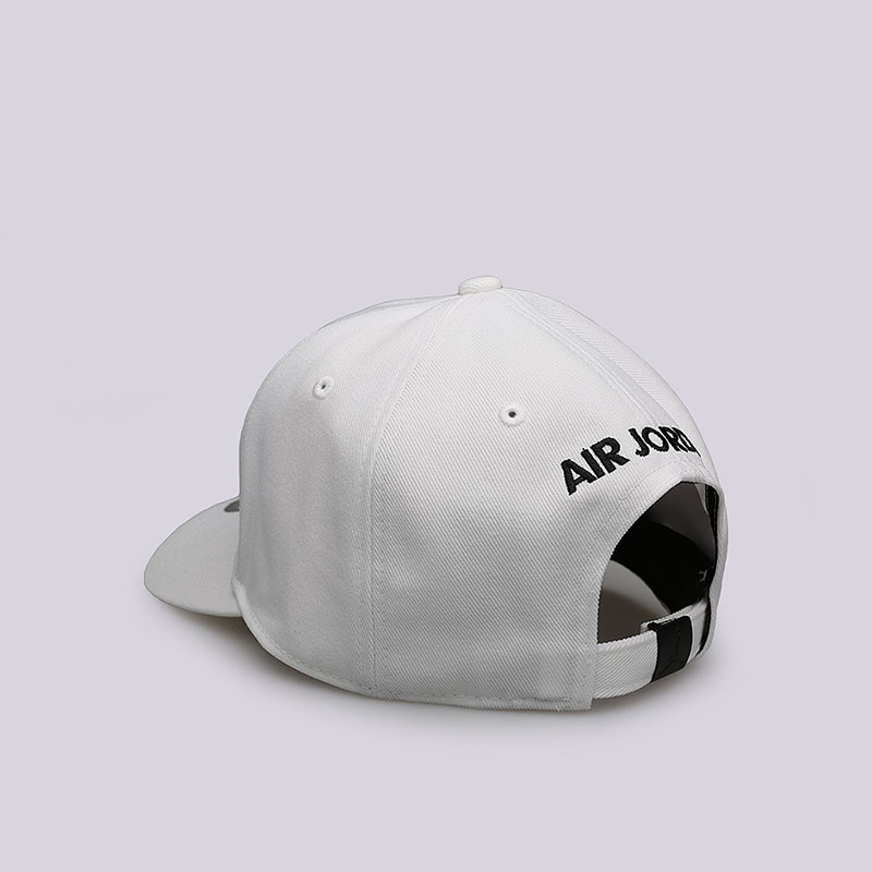  белая кепка Jordan Seasonal Strapback 861454-100 - цена, описание, фото 3