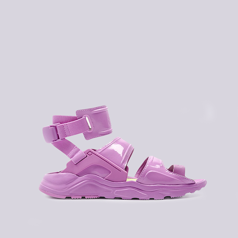 nike wmns air huarache gladiator qs