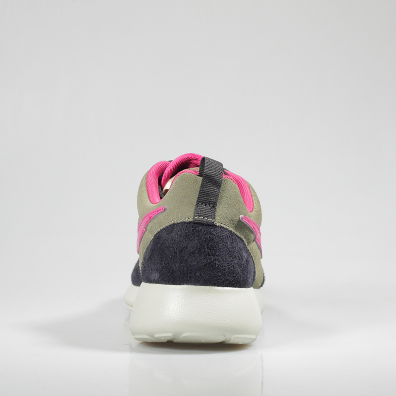 Nike Кроссовки WMNS Rosherun (532570-011)  - цена, описание, фото 3