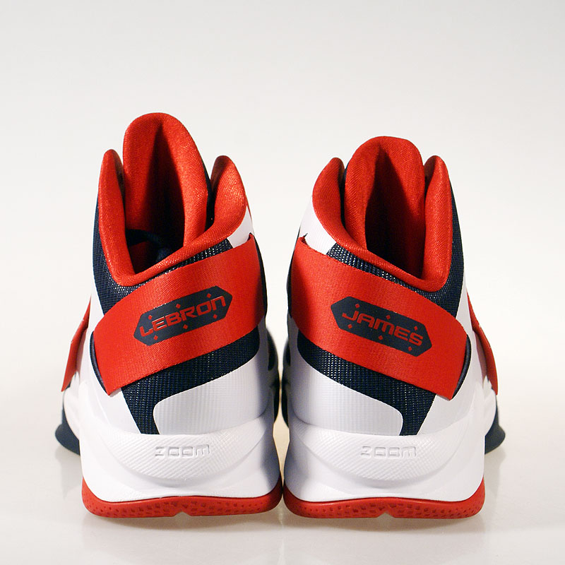 Баскетбольные Nike Кроссовки Zoom Soldier VI (525015-101)  - цена, описание, фото 2