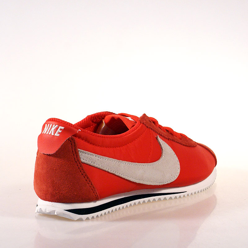 Nike Кроссовки Wmns Lady Cortez vntg (525332-600)  - цена, описание, фото 2