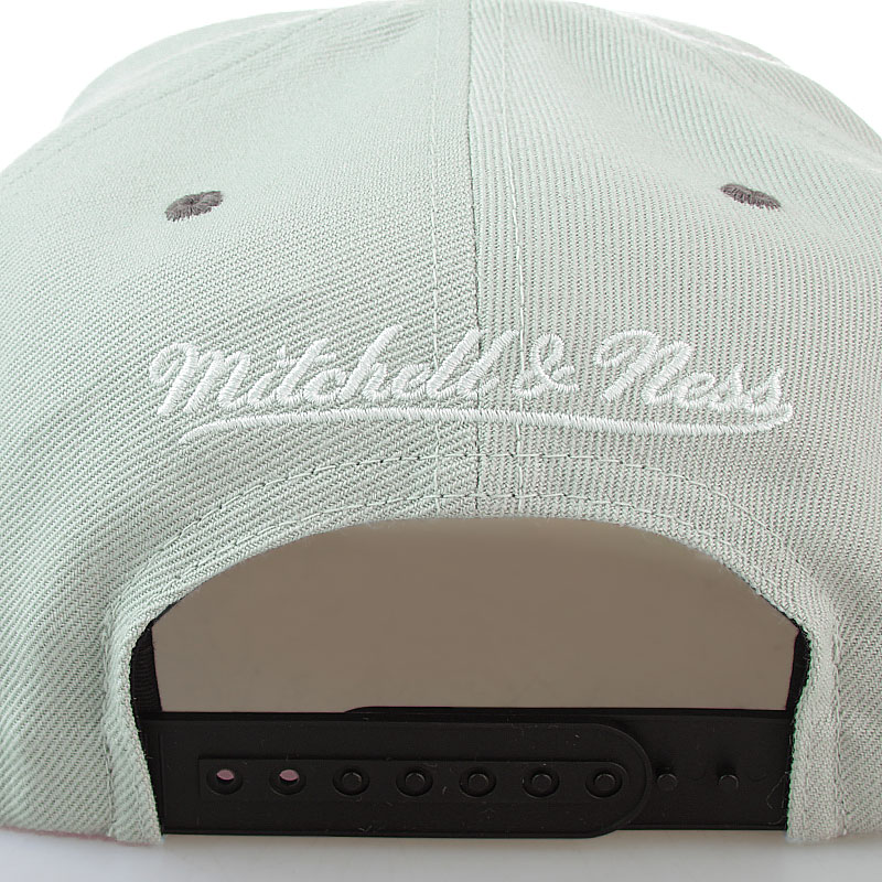Mitchell and ness Кепка (nw09z-chibul-gry)  - цена, описание, фото 2